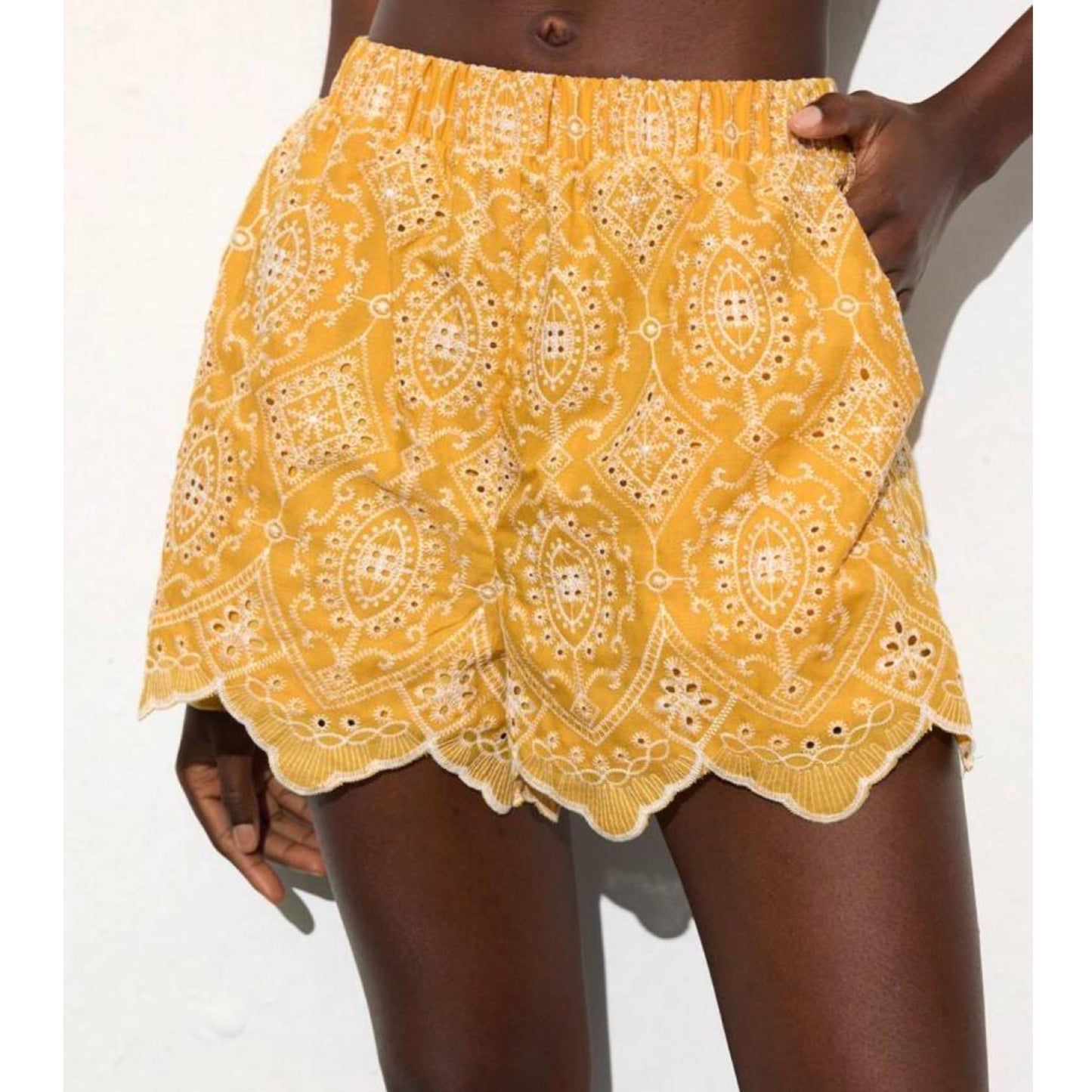 Set Top de Tiras y Short en Ojalillo