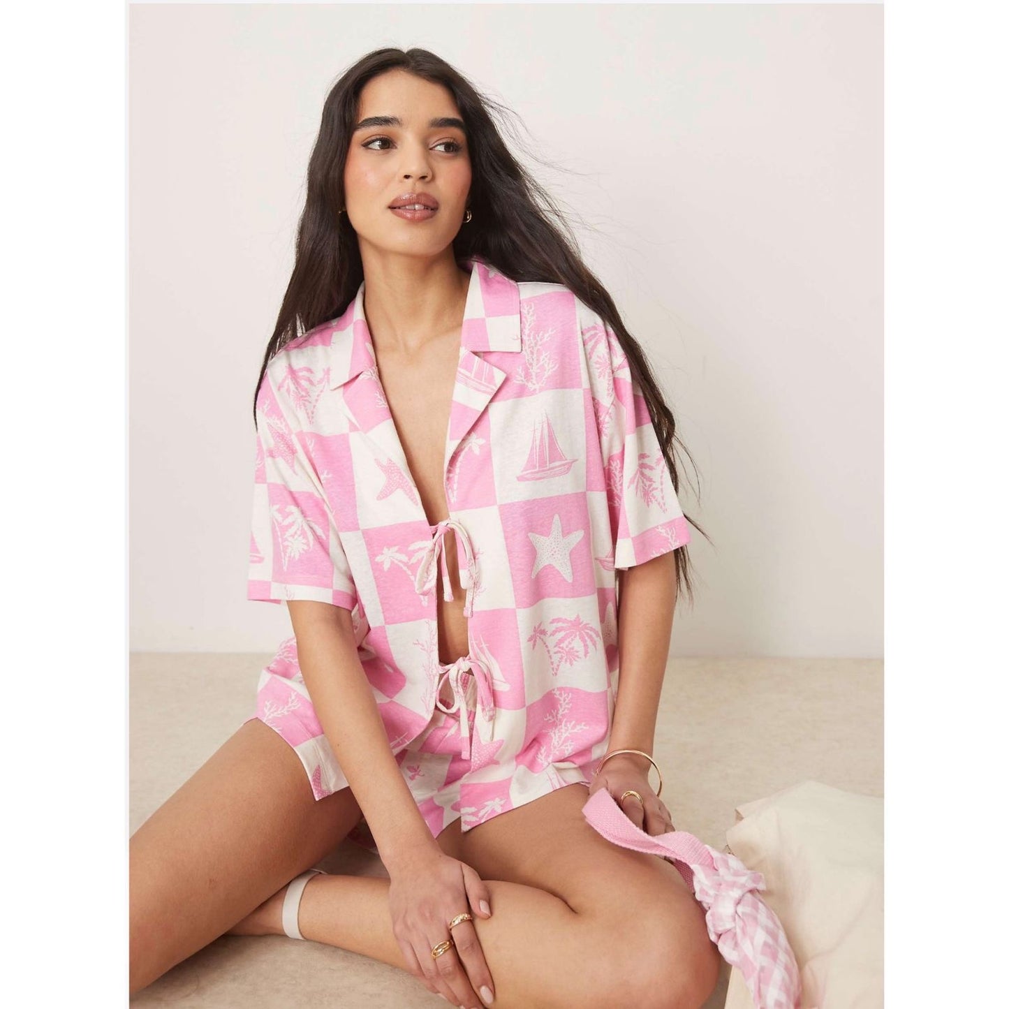 Set Camisa y Short Con Estampado de Estrellas
