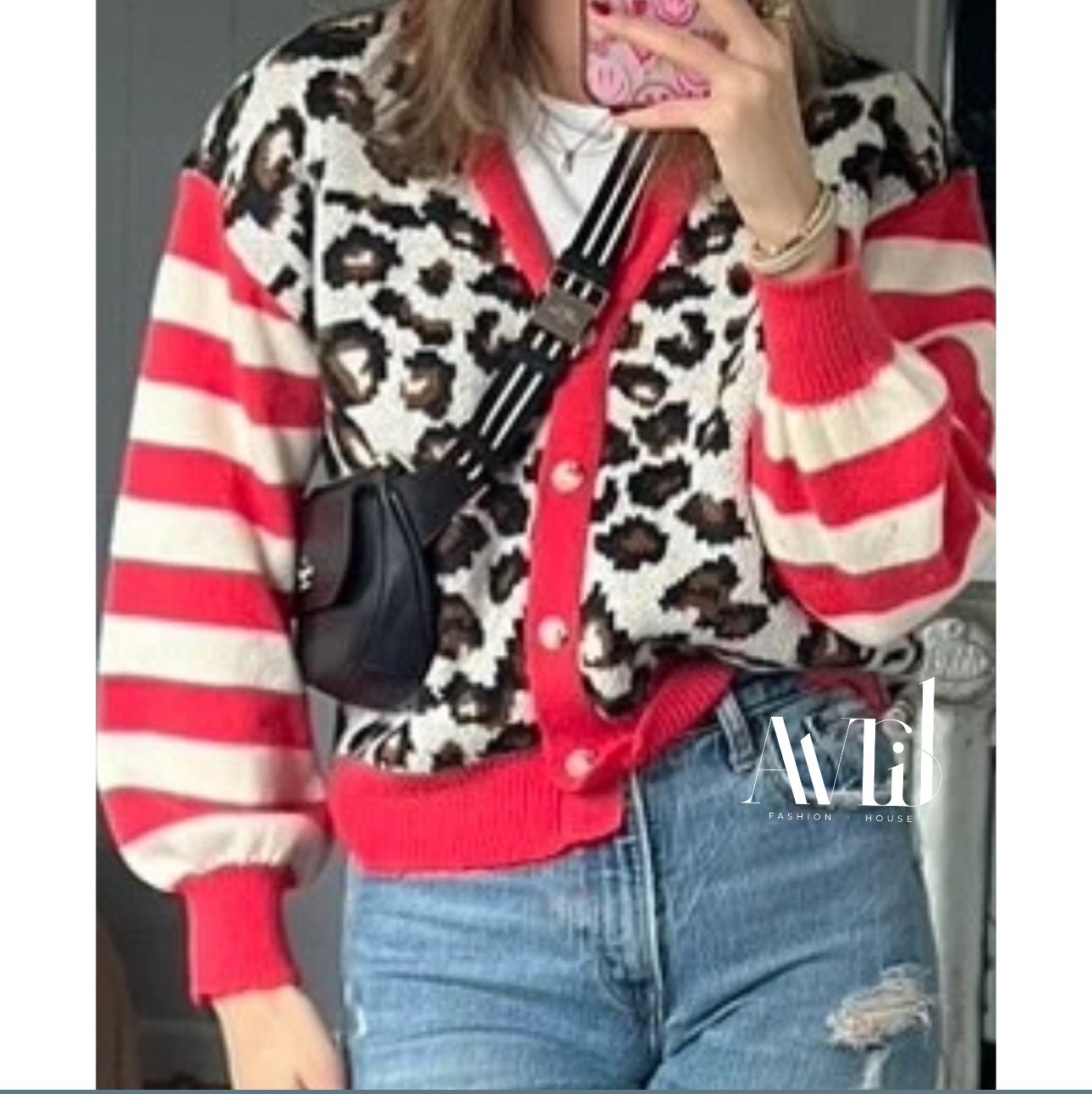 Cardigan Corto de Botones Animal Print