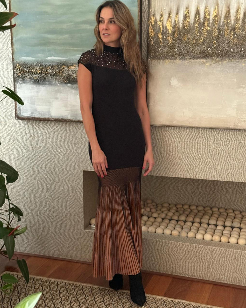 Maxi Vestido Tejido con Apliques