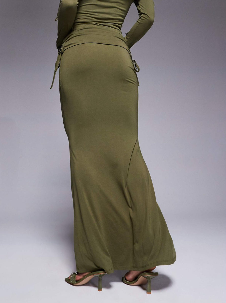 Set Top y Maxi Falda