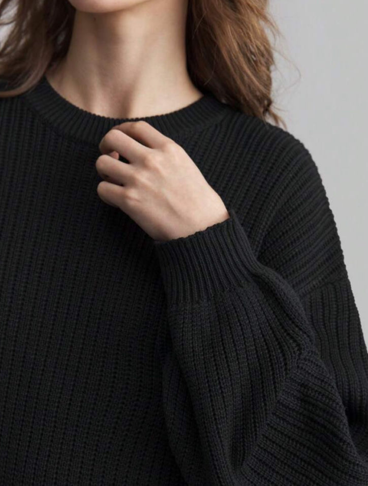 Vestido Sweater Tejido con Flecos