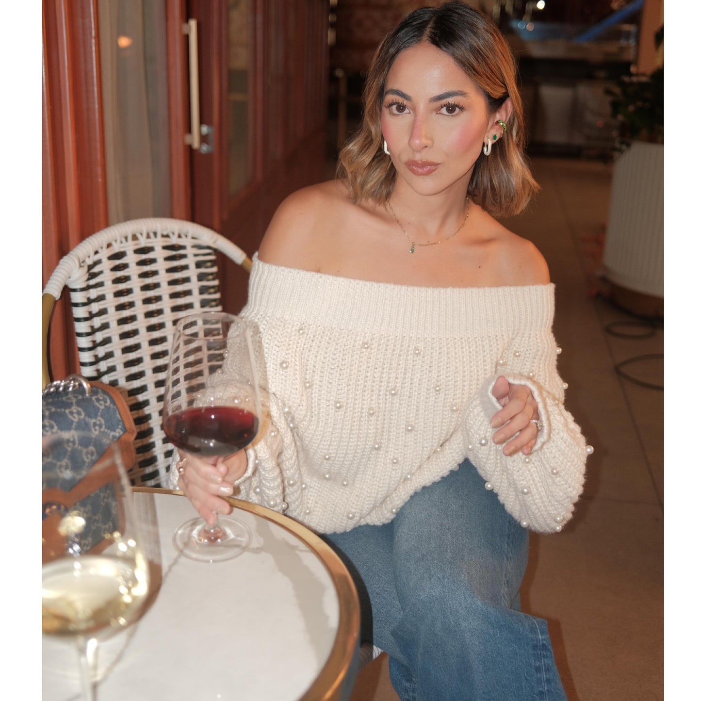 Sweater Cuello Barco Recamado en Perlas