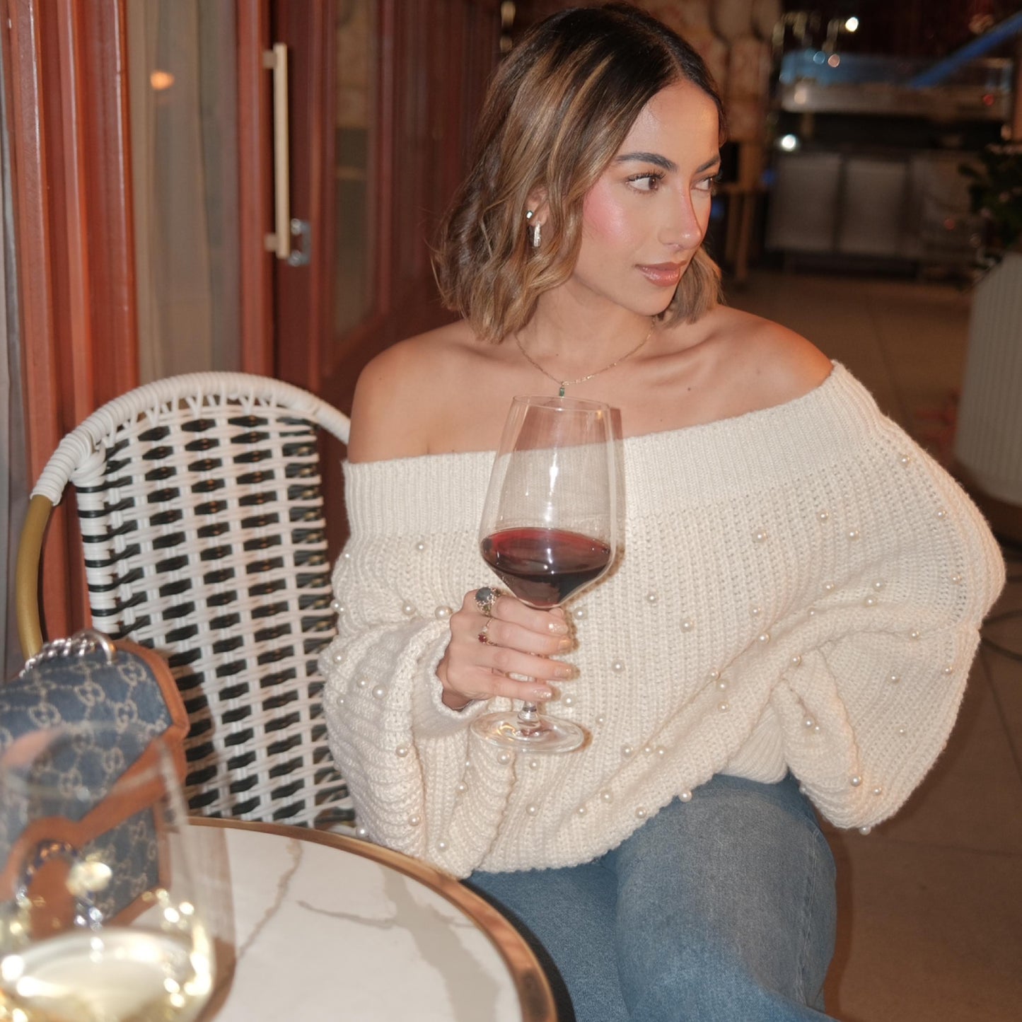 Sweater Cuello Barco Recamado en Perlas