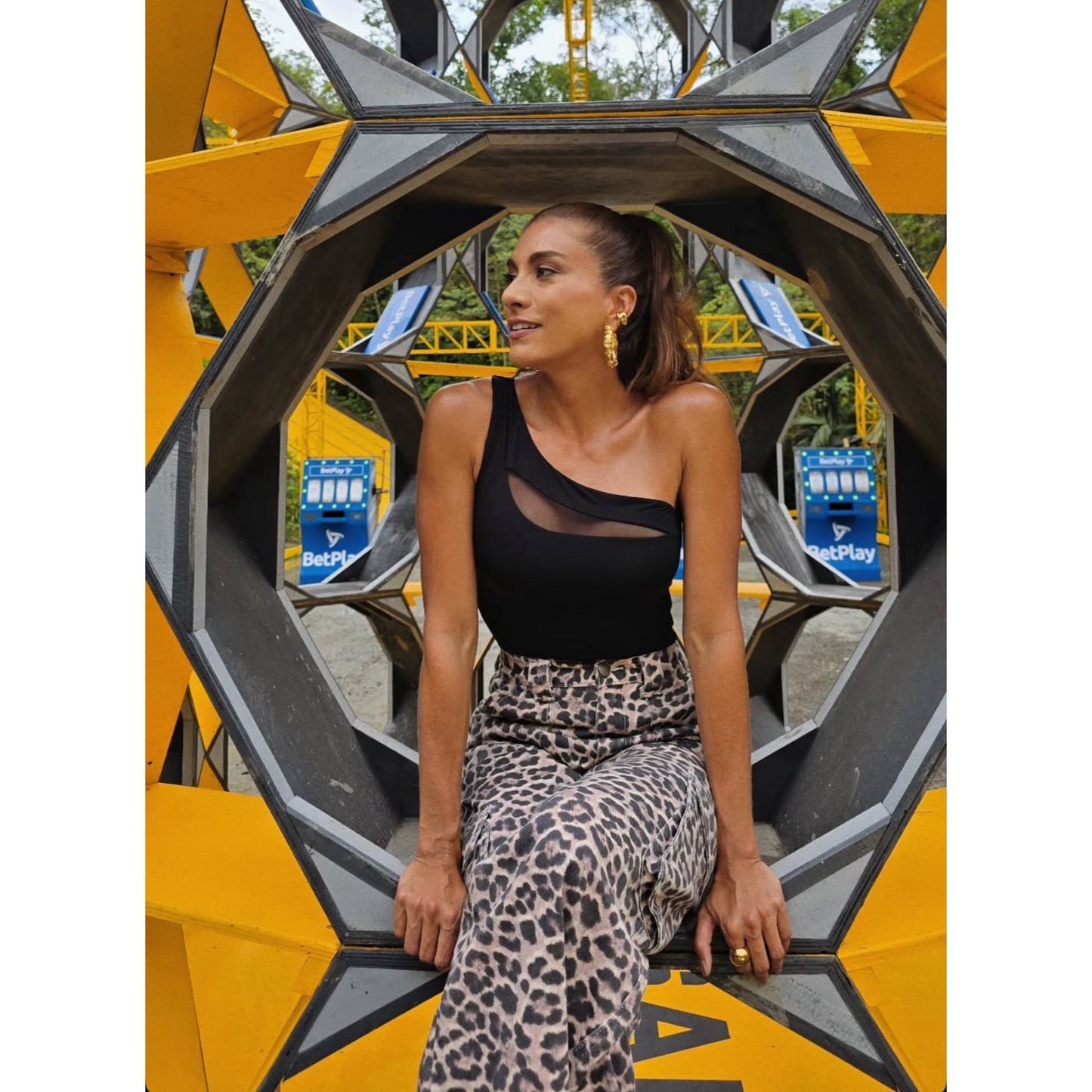 Pantalón con Estampado Animal print