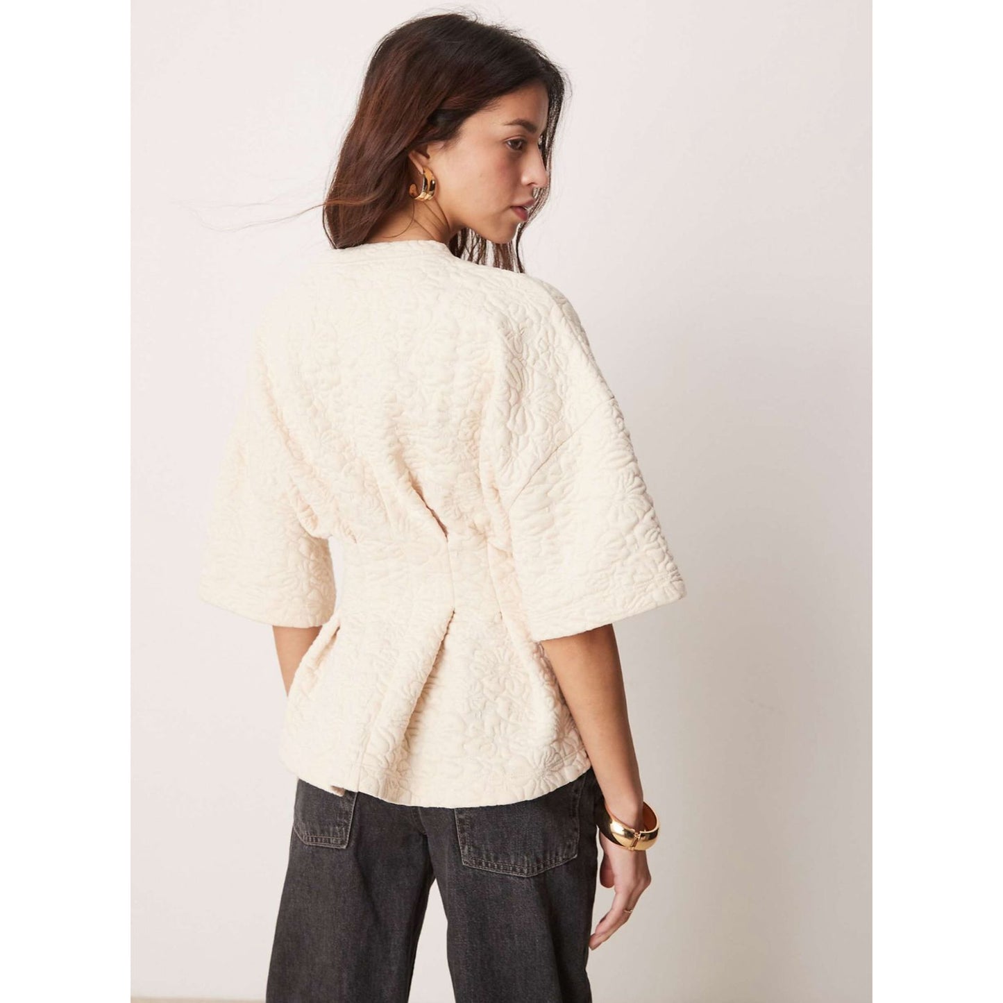 Top Peplum Jacquard en Crema