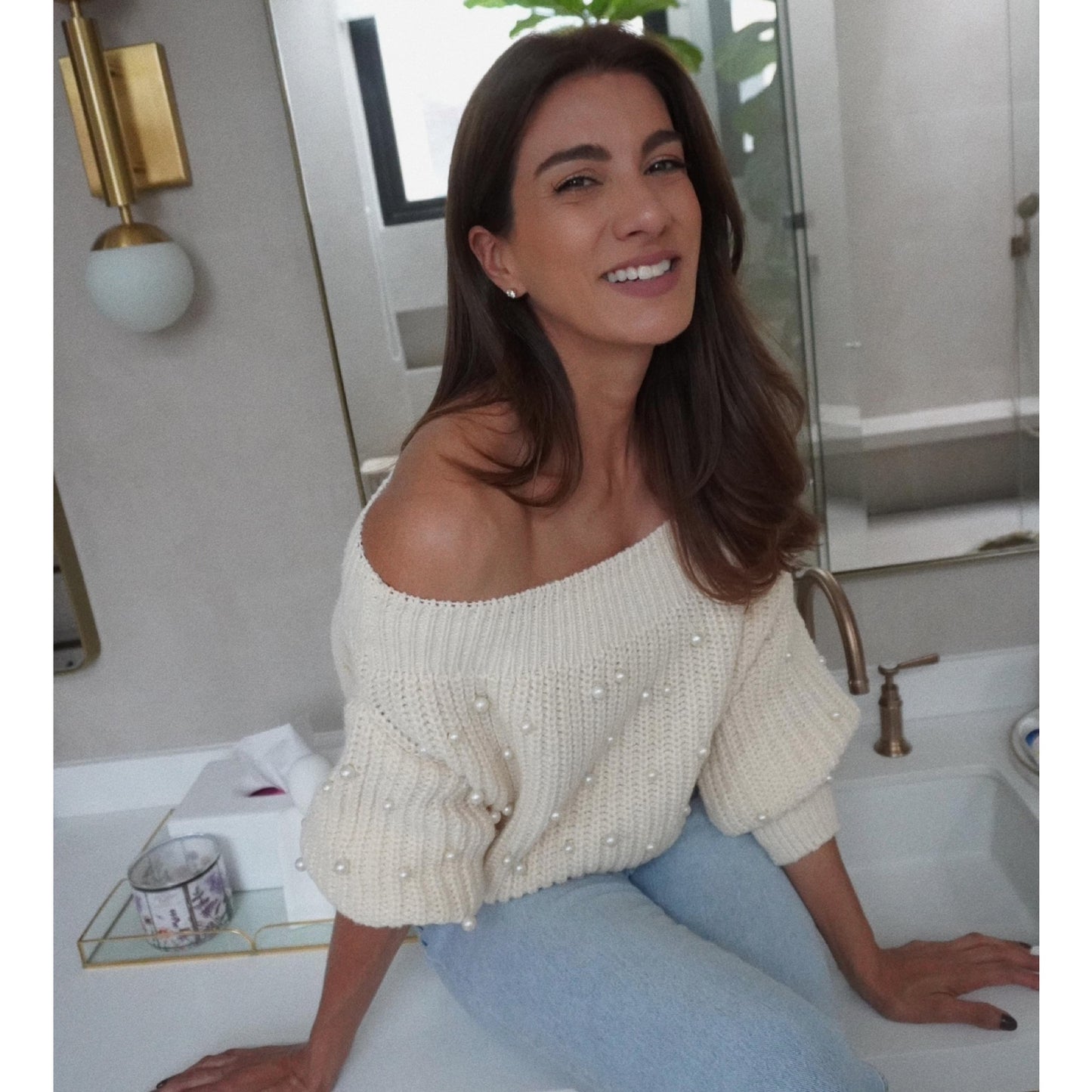 Sweater Cuello Barco Recamado en Perlas