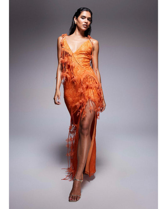 Maxi Vestido  con Encaje Floral y Flecos Vm