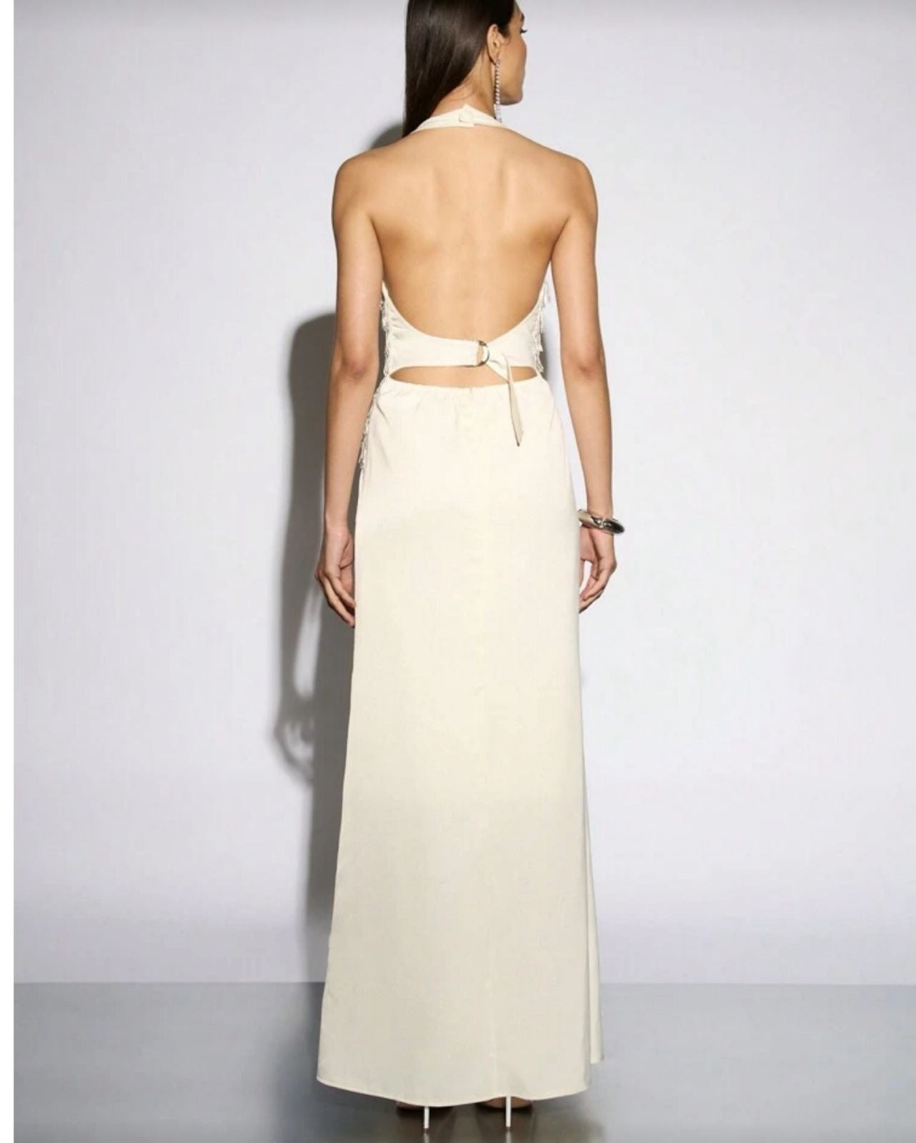 Maxi Vestido Cuello Halter con Espalda Descubierta Vm