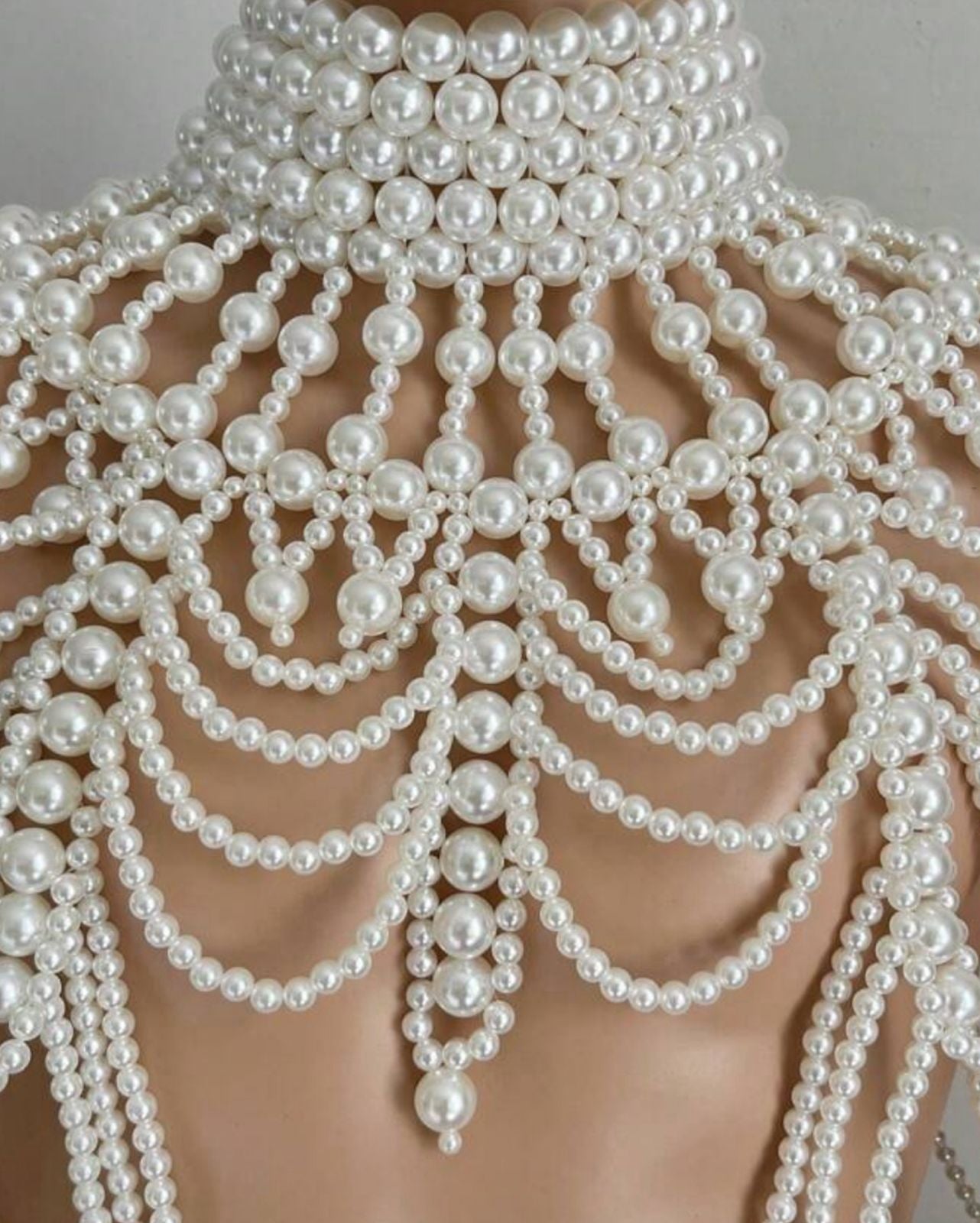 Top Sstrapless con Accesorio en el Cuello Vm