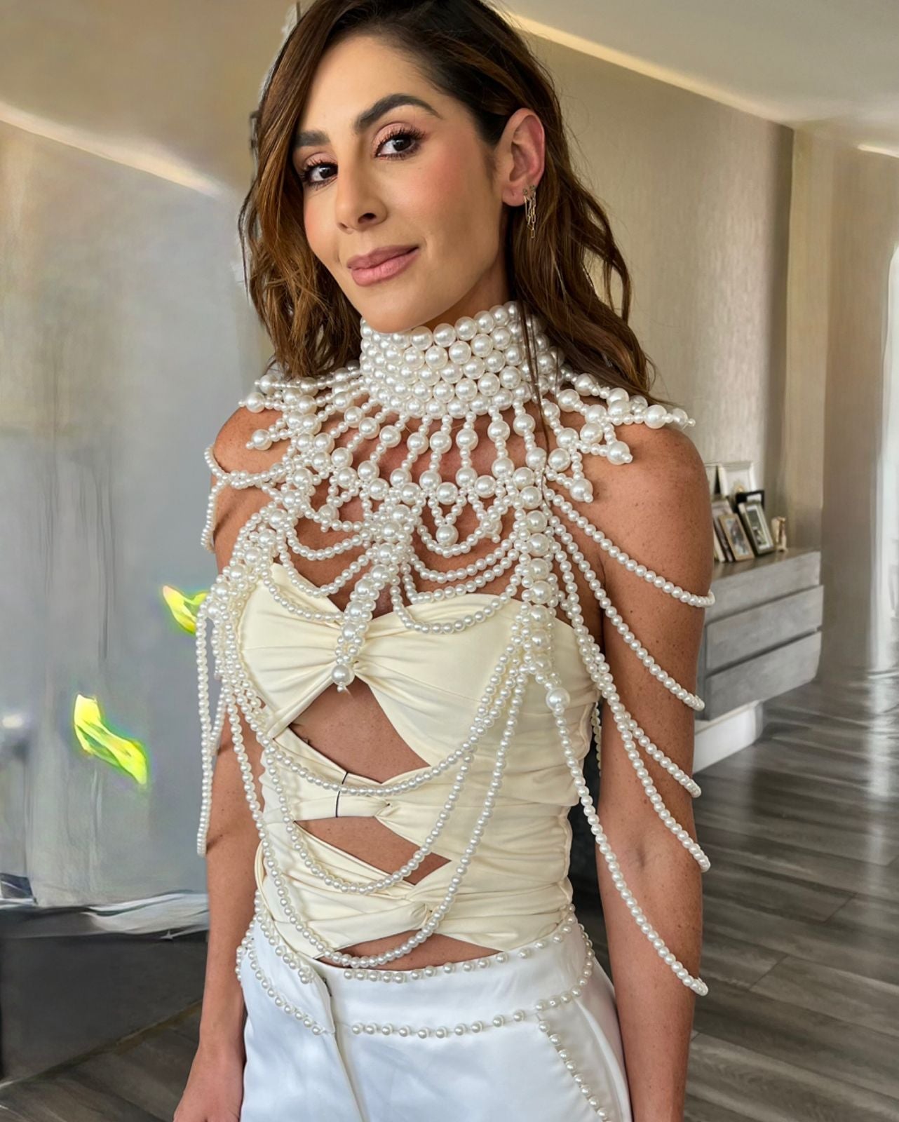 Top Strapless con Accesorio en el Cuello Vm