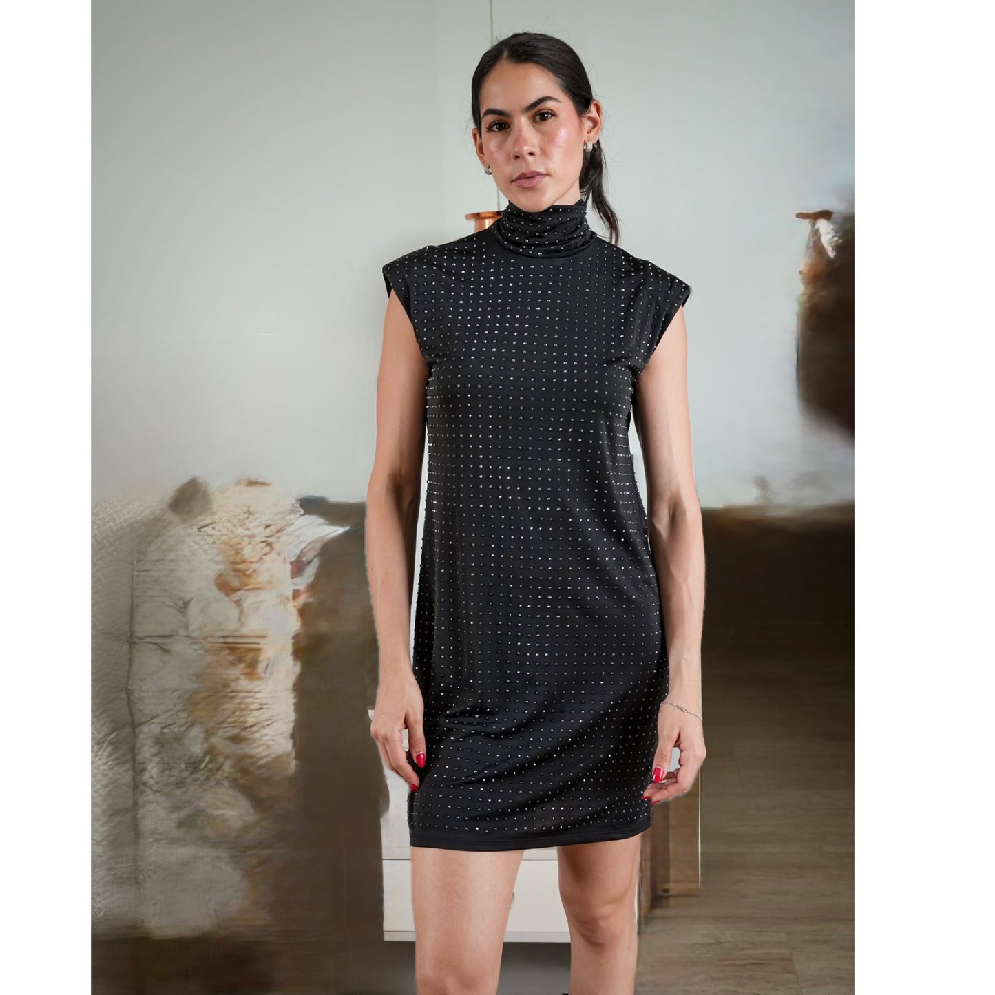 Vestido Cuello Alto con Rhinestones