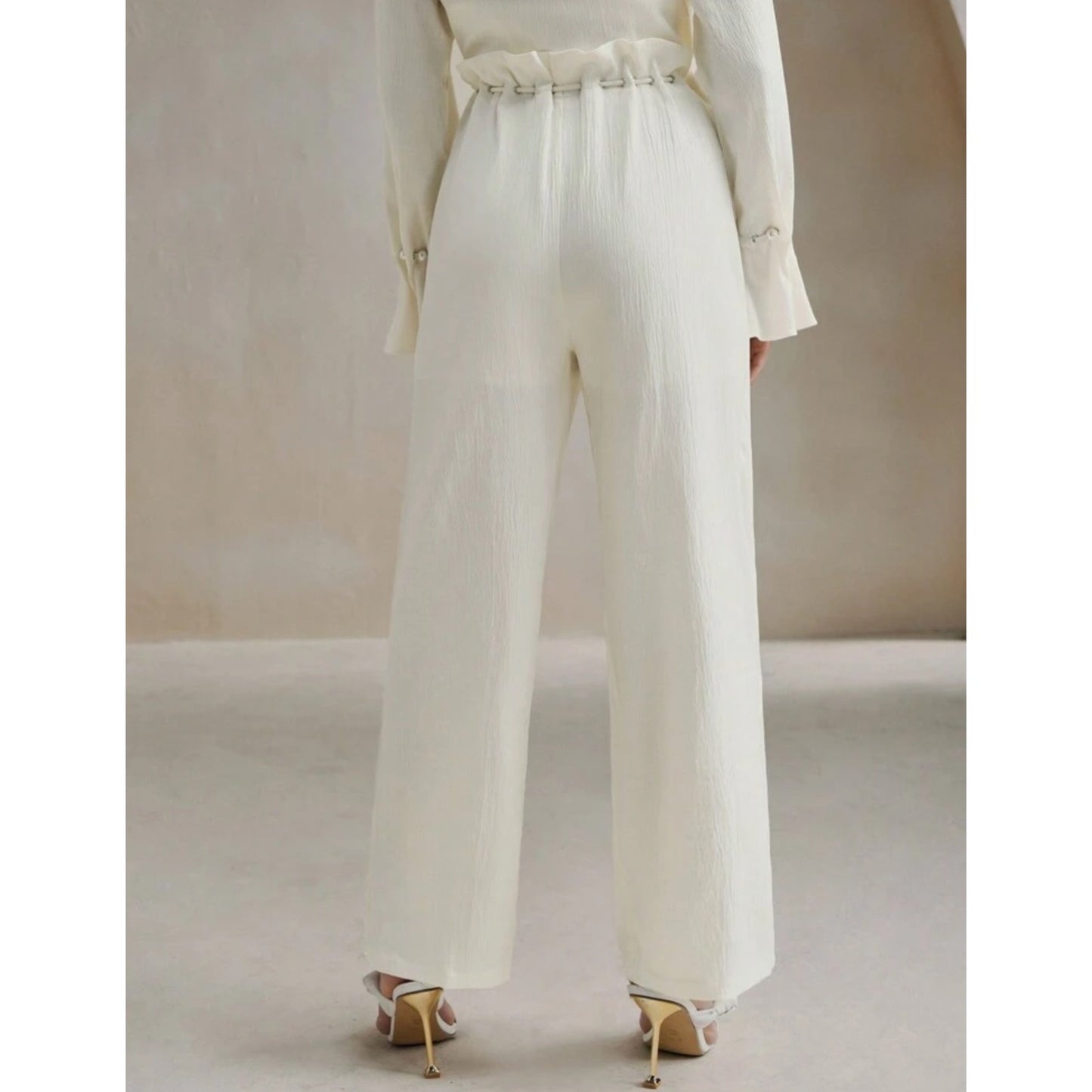 Pantalón con Detalles Perlas