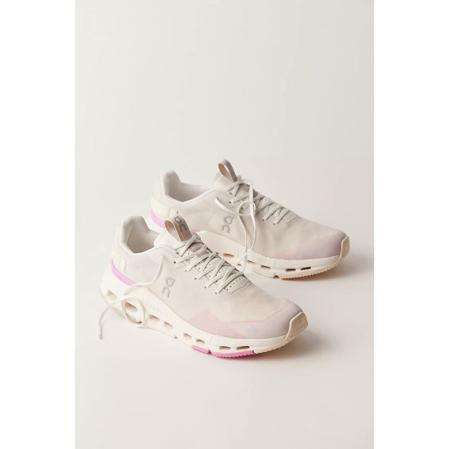 Tenis On CloudNova