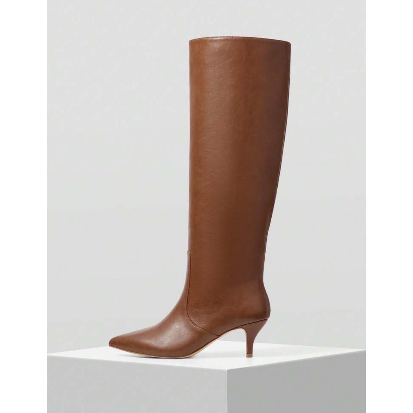High-top boots