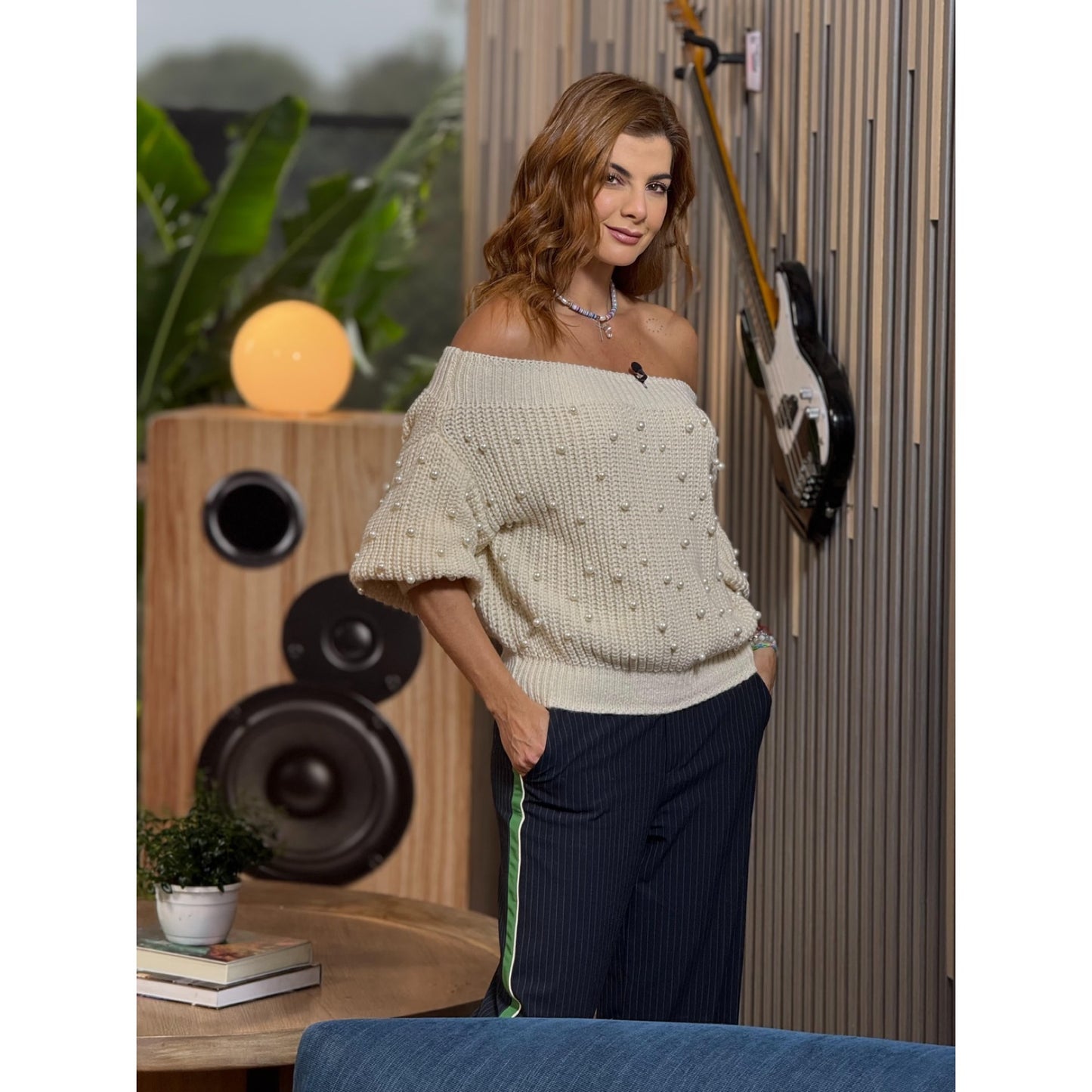 Sweater Cuello Barco Recamado en Perlas