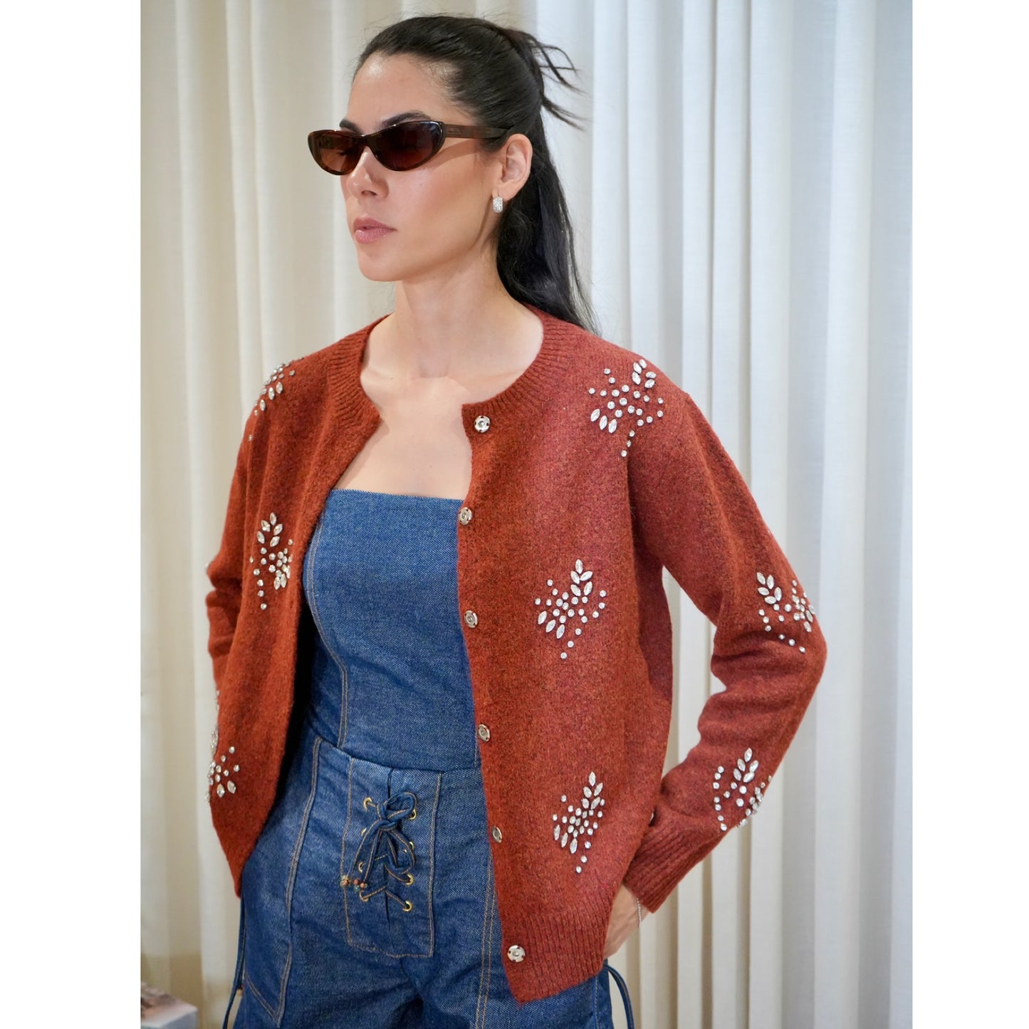 Cardigan Tejido con Apliques en Rhinestones
