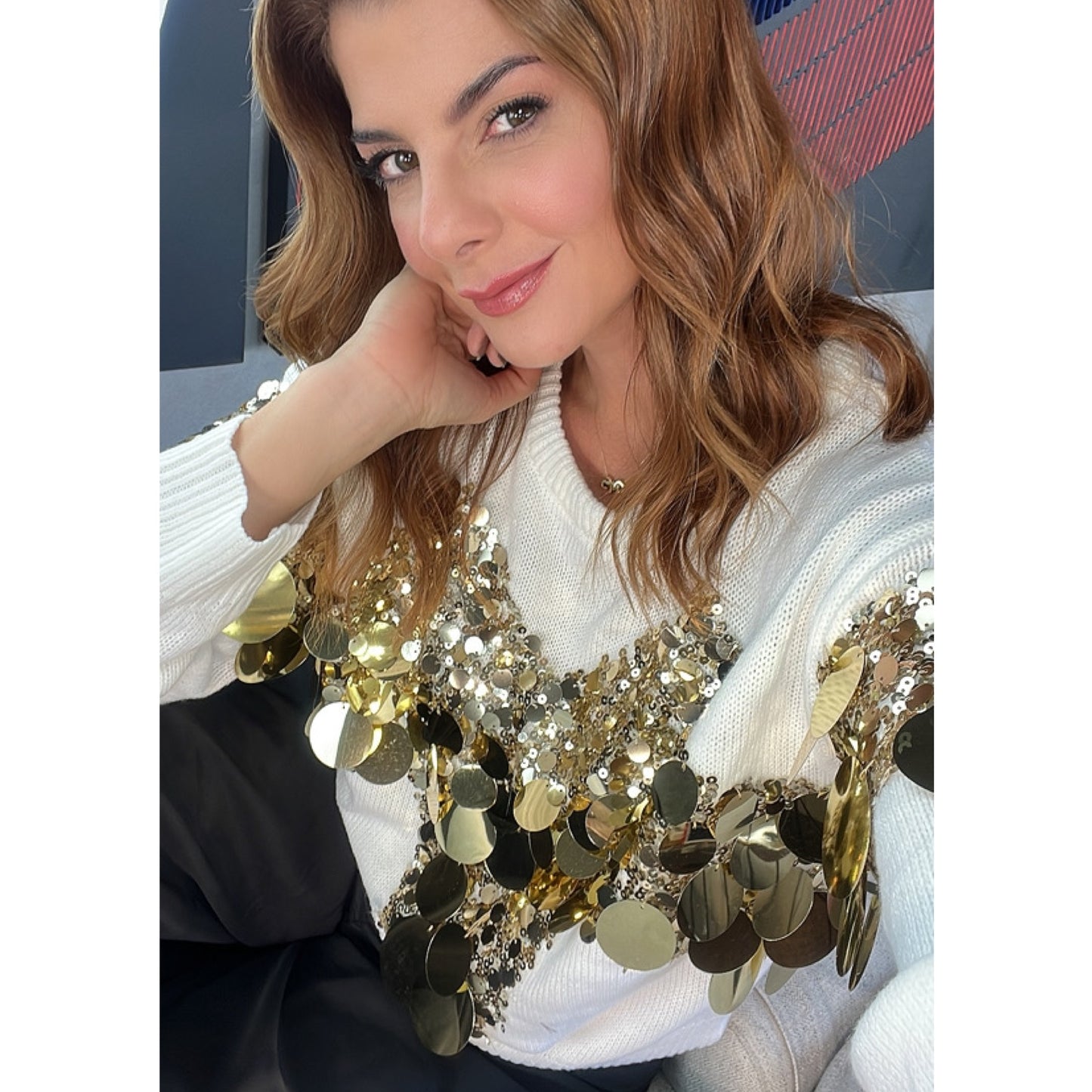 Sweater con Apliques de Lentejuela Glitter