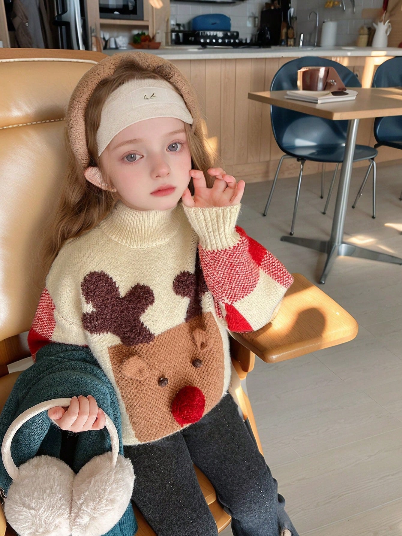 Sweater para Niña con Diseño de Reno