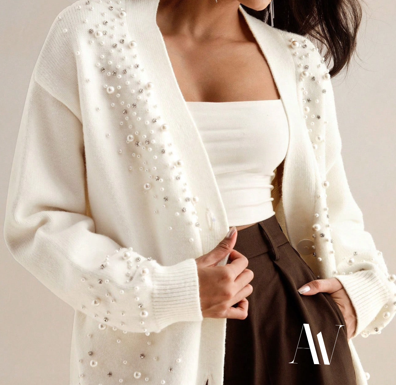 Cardigan en Tejido de Punto Recamado en Perlas