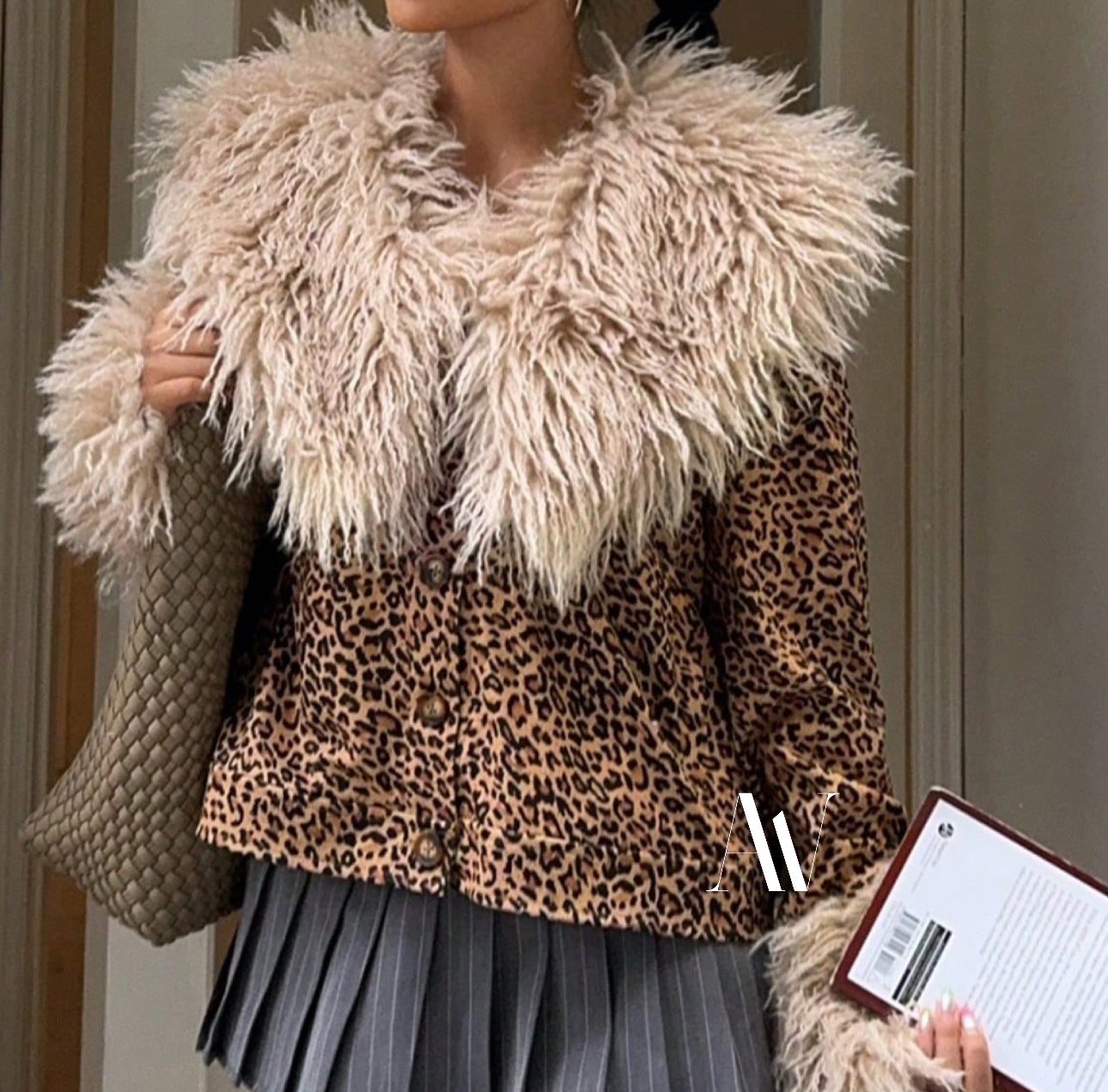 Chaqueta con Estampado Leopardo Cuello de Pelos