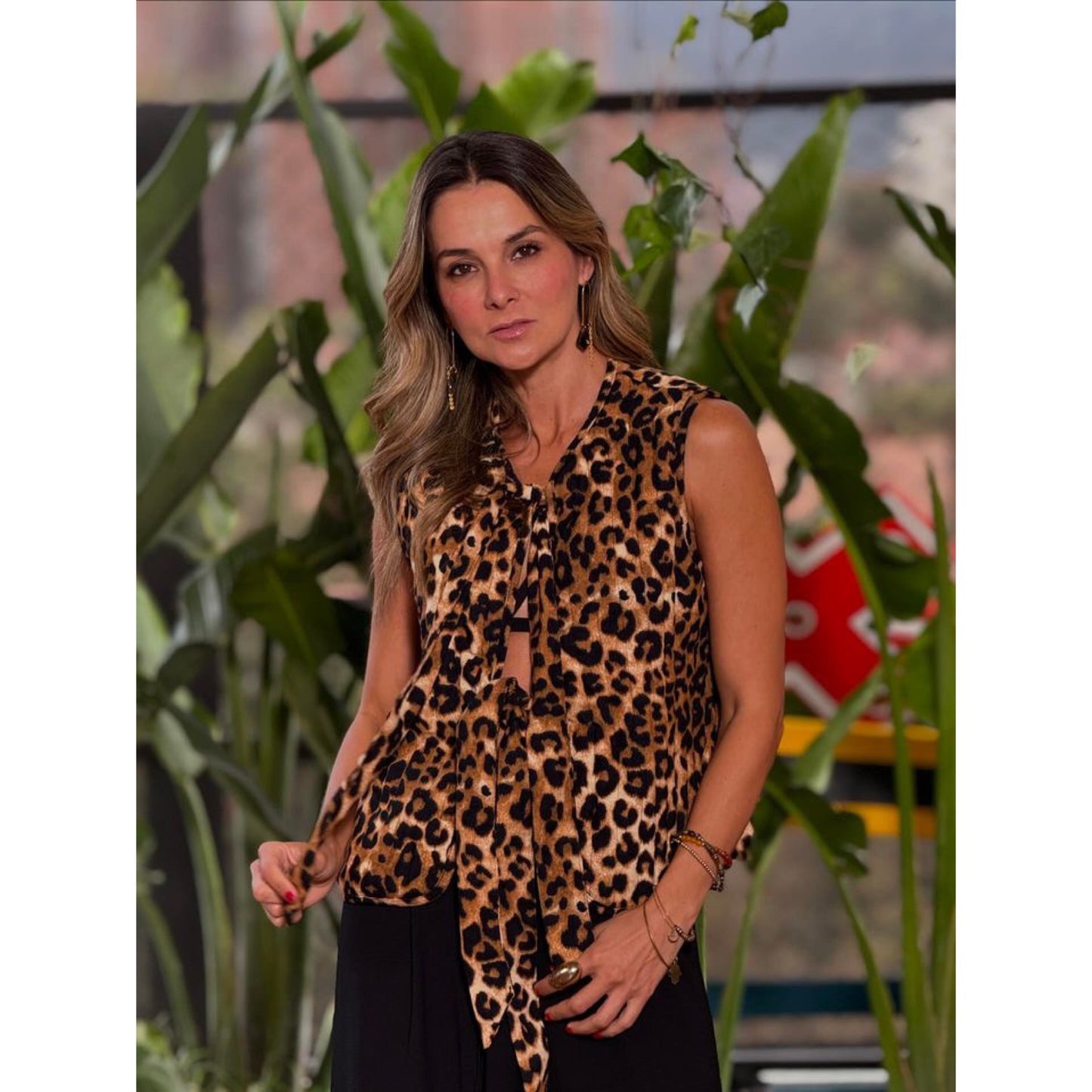 Chaleco Animal Print Leopardo con Amarre y Escote en V