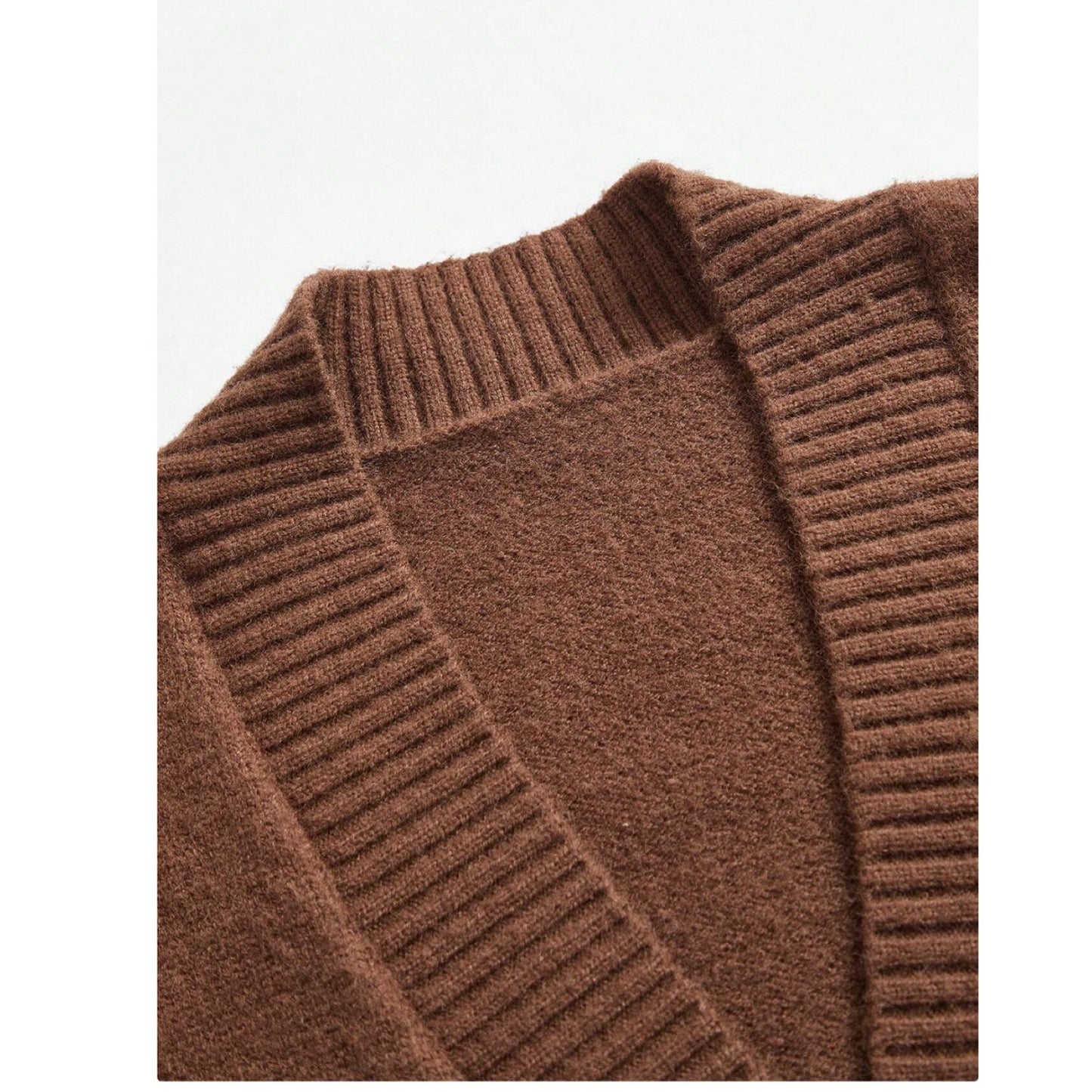 Cardigan Mocha Recamado en Perlas y Lentejuela