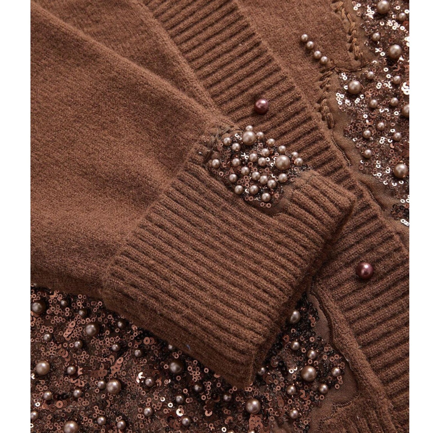 Cardigan Mocha Recamado en Perlas y Lentejuela