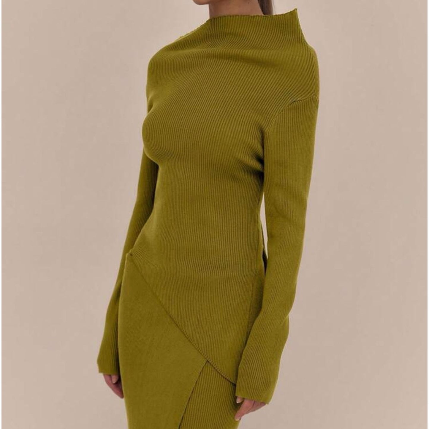 Set Knitted Long Sleeve Top and Maxi Skirt