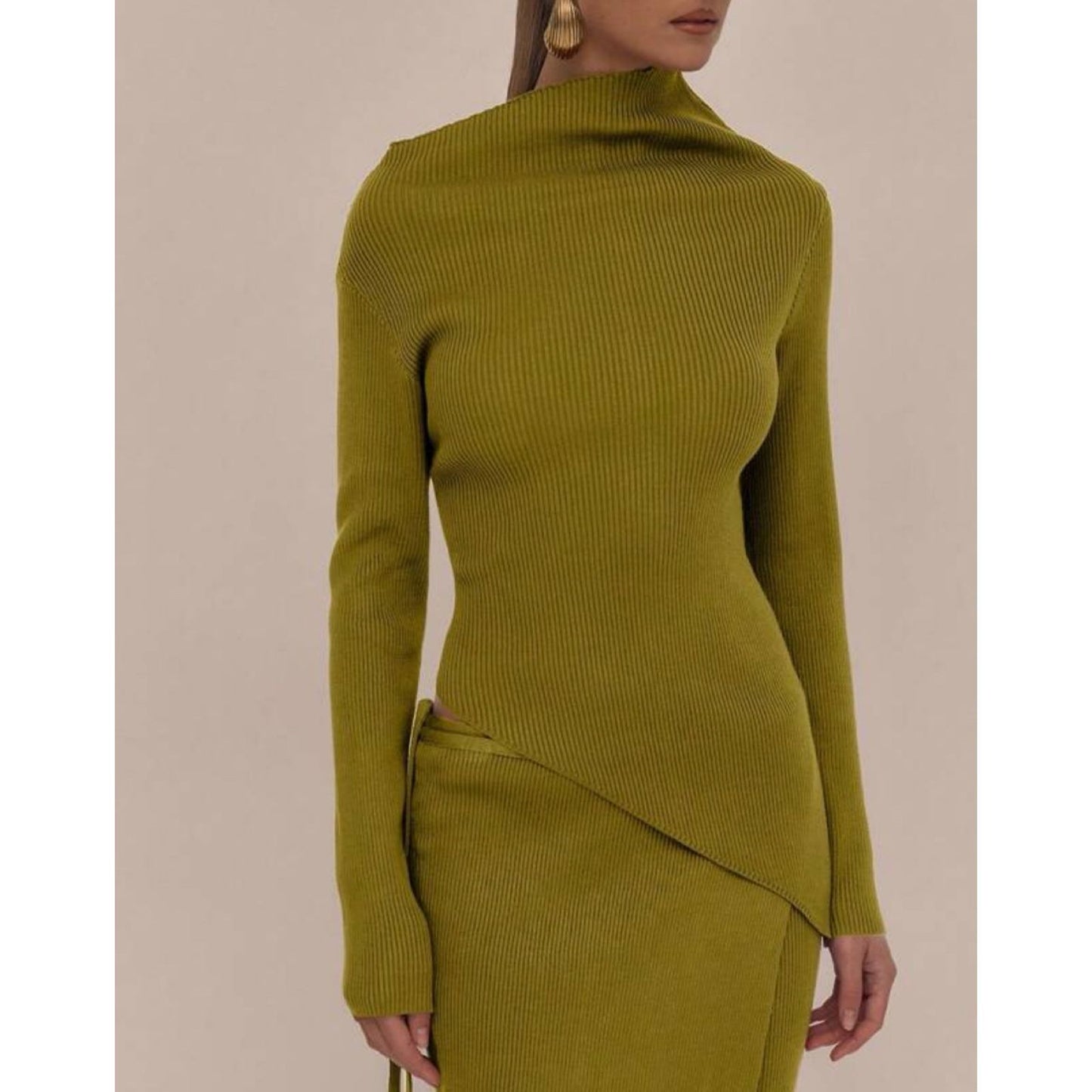 Set Knitted Long Sleeve Top and Maxi Skirt