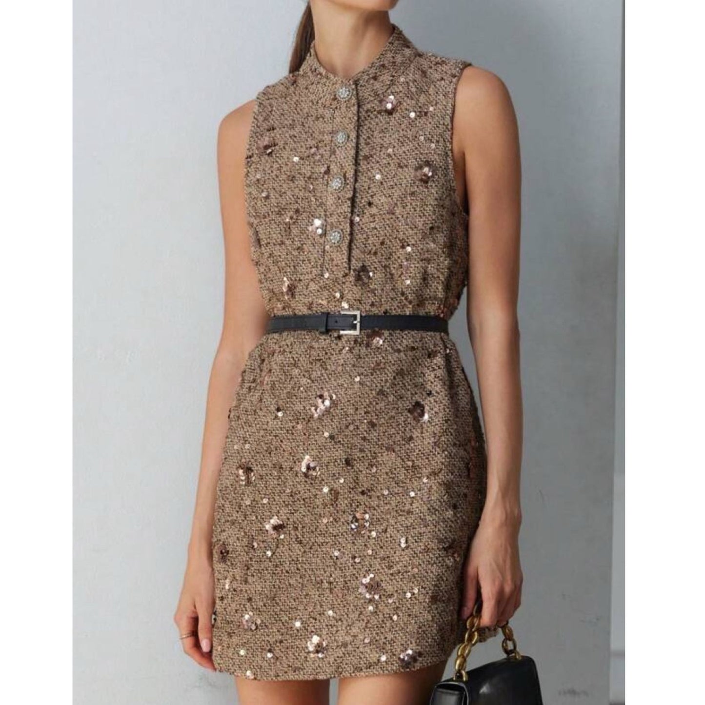 Vestido Mini con Apliques en Lentejuela