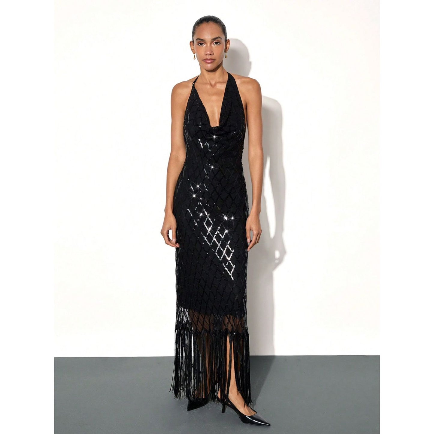 Vestido Cuello Halter en Lentejuela y Flecos