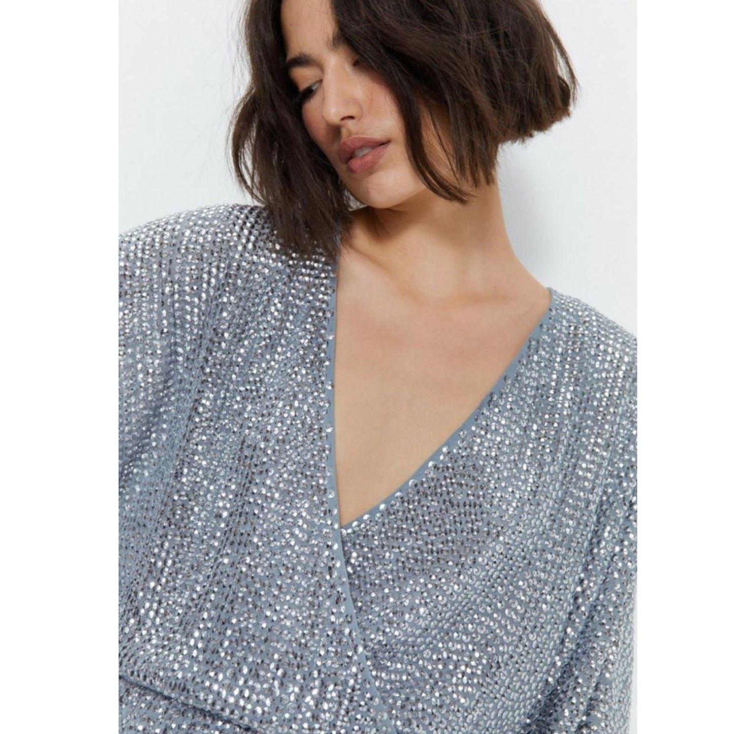 Vestido Mini Manga Larga de Lentejuela con Escote V