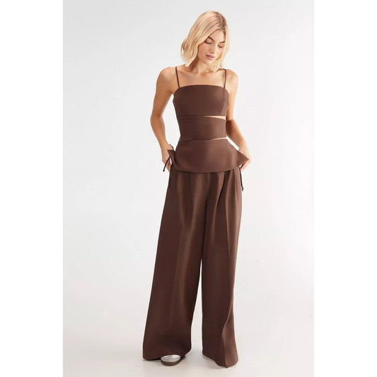 Set Top Strapless Cut Out y Pantalón