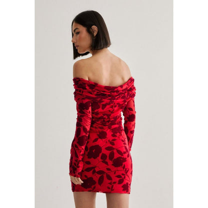 Vestido Mini Cuello Barco con Mangas y Floral