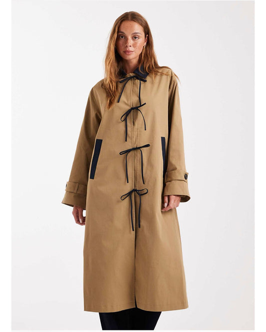 Abrigo Trench con Lazos