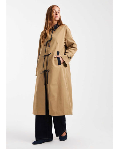 Abrigo Trench con Lazos