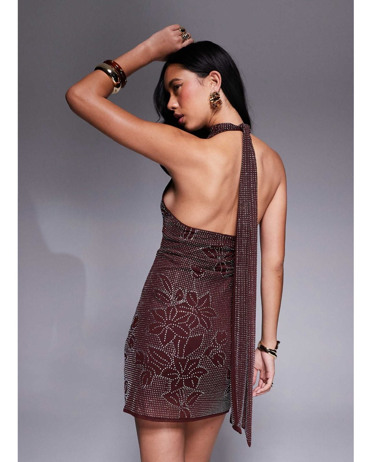 Vestido Cuello Halter con Rhinestones Vm