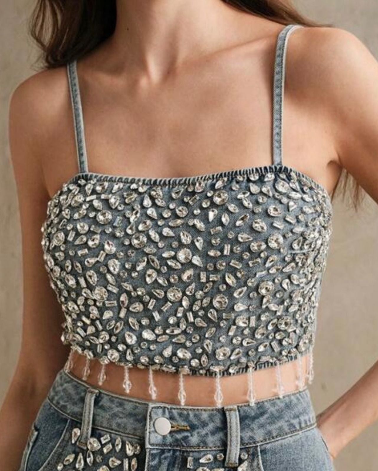 Crop Top con Apliques