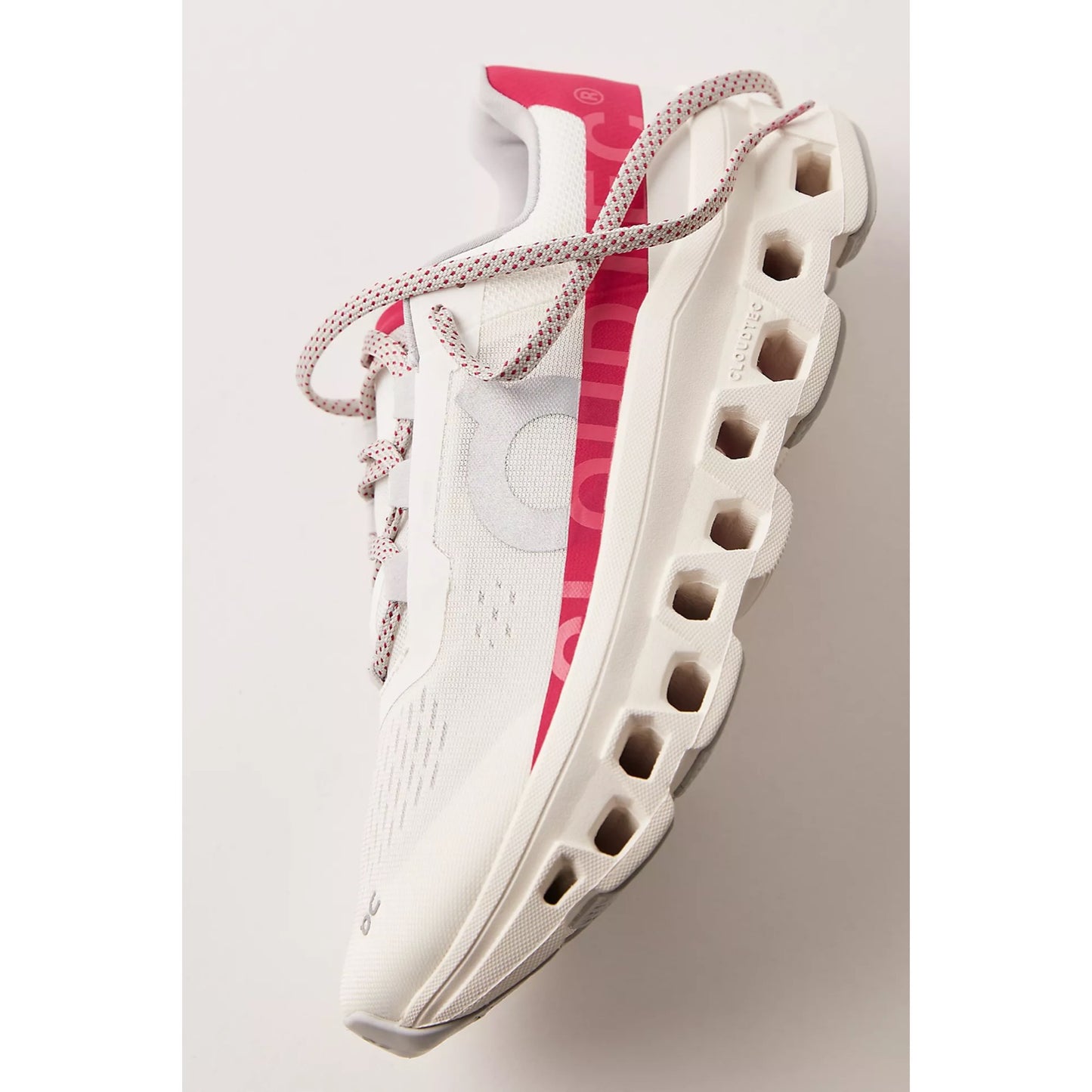 Tenis On running