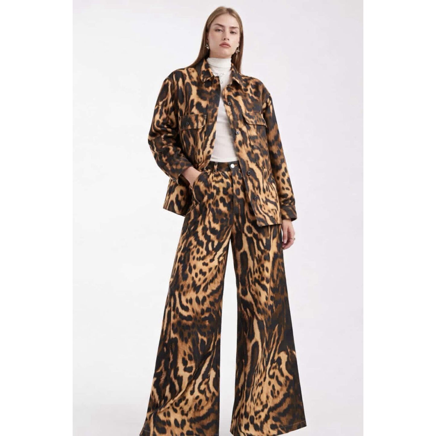 Chaqueta Oversized Animal Print