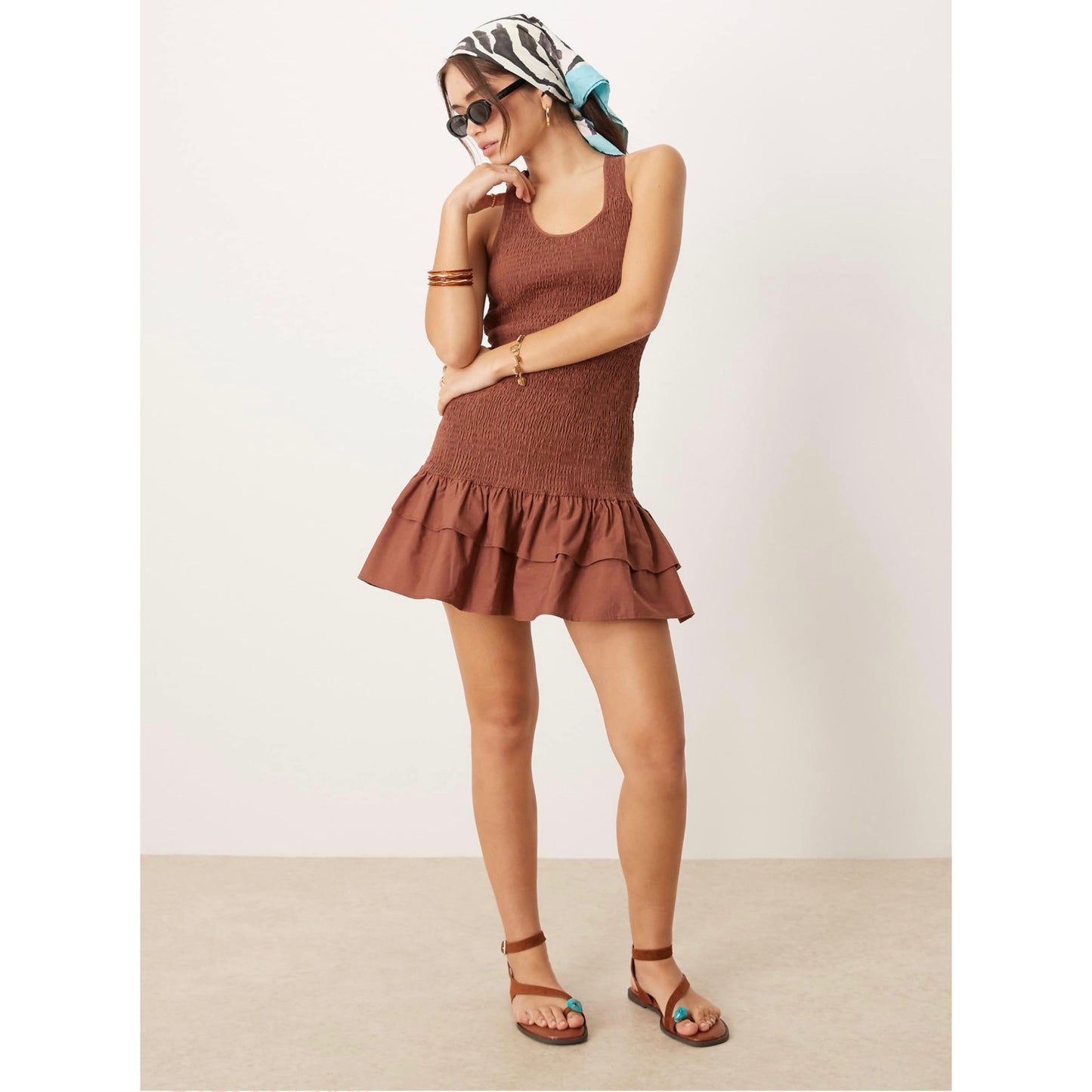 Vestido Mini Con Volante