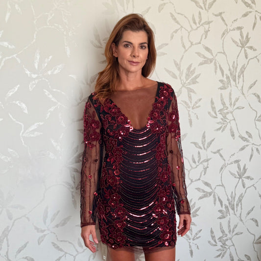 Vestido Mini Cocktail en Lentejuelas con Mangas Largas